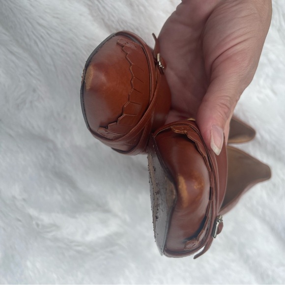 Brooks Brothers Kitten Heels Women’s size 9 Brown with Tassels - Picture 8 of 11